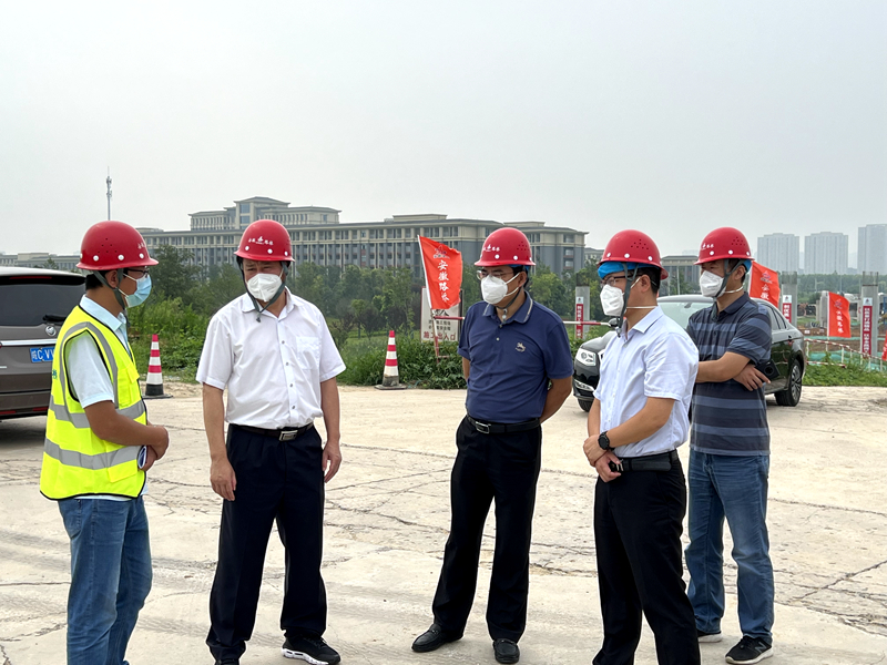 蚌埠市委常委、市委秘書長、懷遠(yuǎn)縣委書記王慶武到G206-03標(biāo)項目調(diào)研指導(dǎo)工作